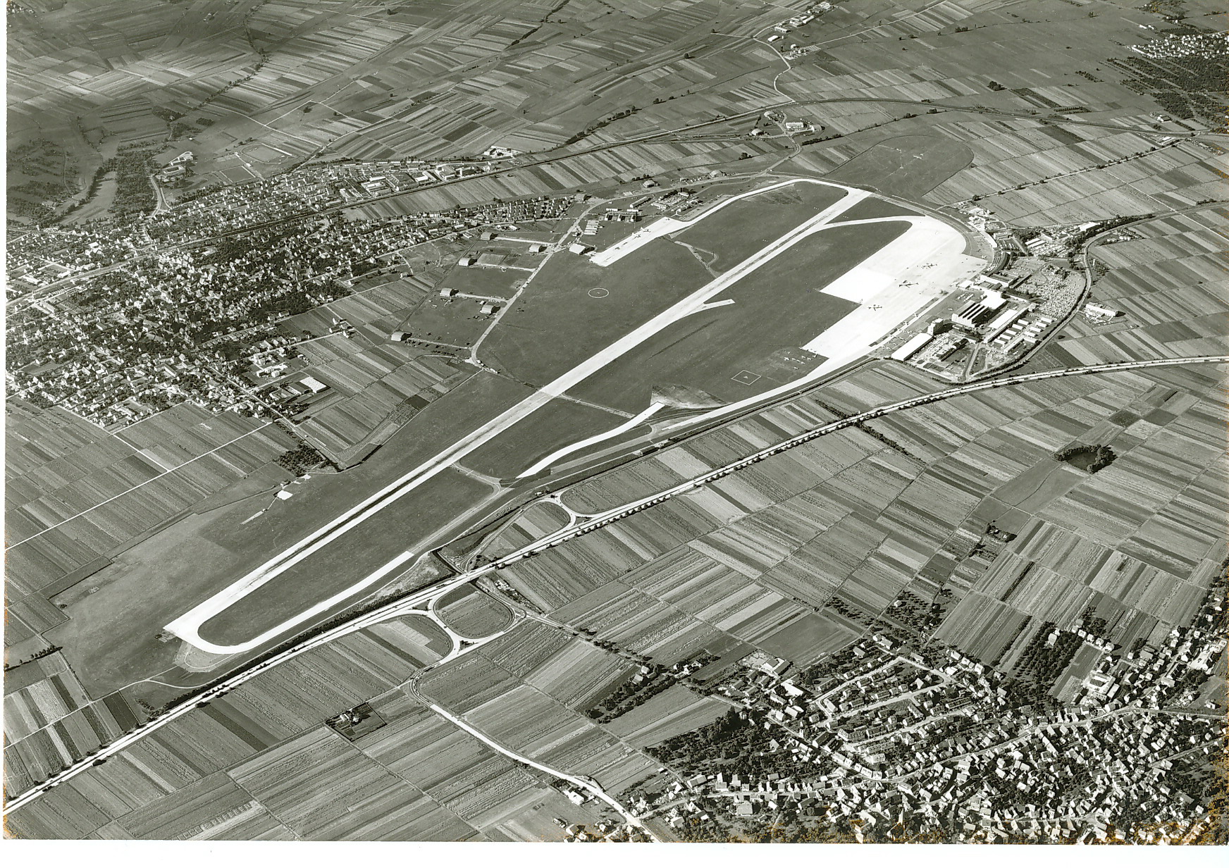 Historische Bilder - Flughafen Stuttgart